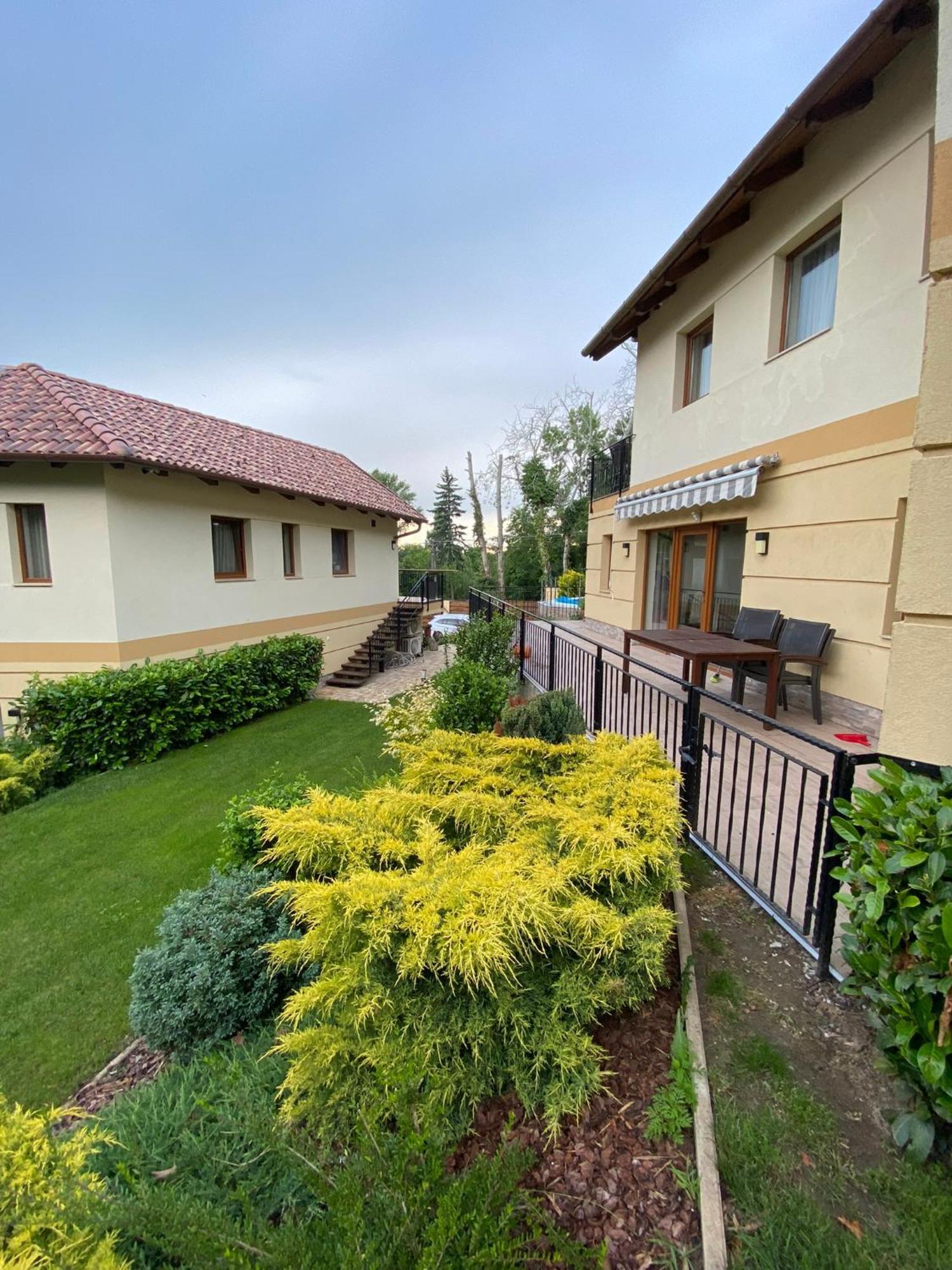 Terrasun Apartments Balatonszarszo Exterior photo